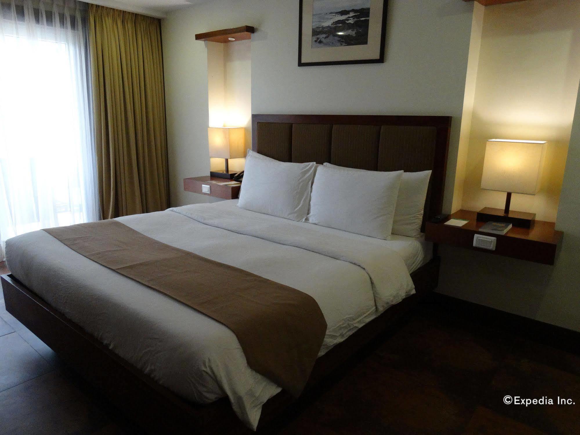 Four Points By Sheraton Palawan Puerto Princesa Eksteriør bilde